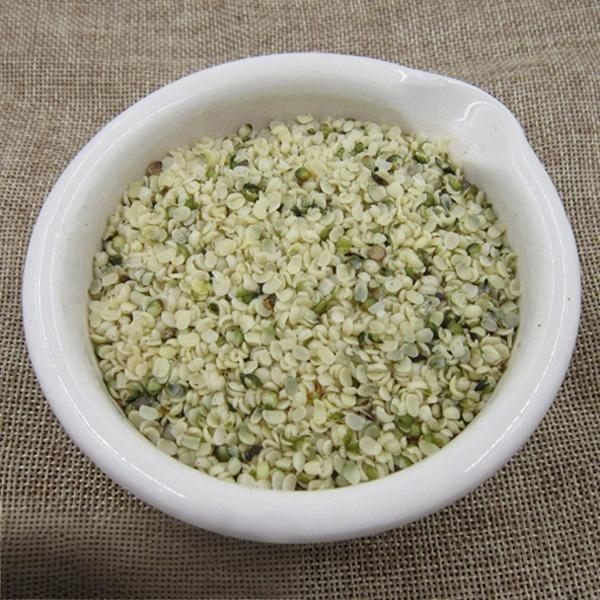 Dehulled hemp kernel